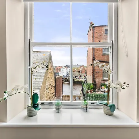 The Beautiful Grape Lane Duplex - Harbour Views *