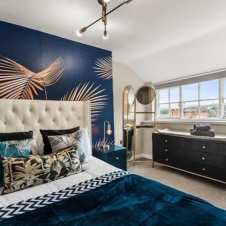 The Beautiful Grape Lane Duplex - Harbour Views