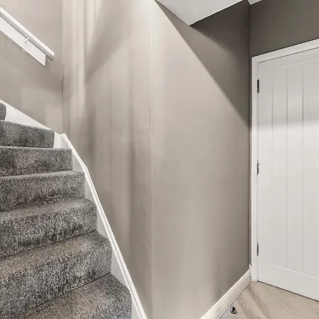 The Beautiful Grape Lane Duplex - Harbour Views * Whitby